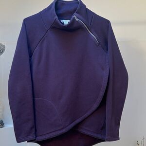 Athleta heavy sweatshirt. Size SP. Good condition. Purple.